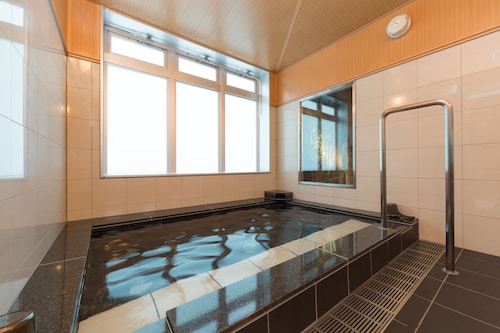 津市站前三交酒店