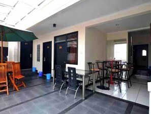 Terrace/patio - Bantal Guling Trans (Bandung)