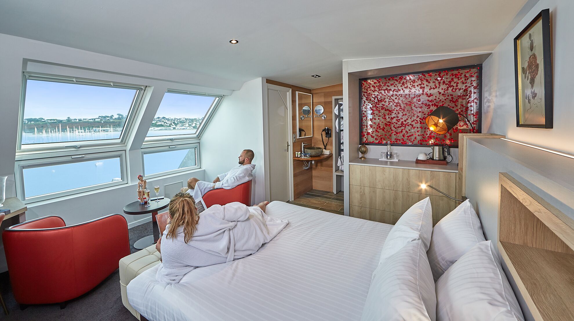 Habitación doble panorámica | Escritorio, insonorización y tabla de planchar con plancha 