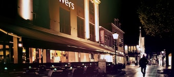 Rivers Hotel & Restaurant