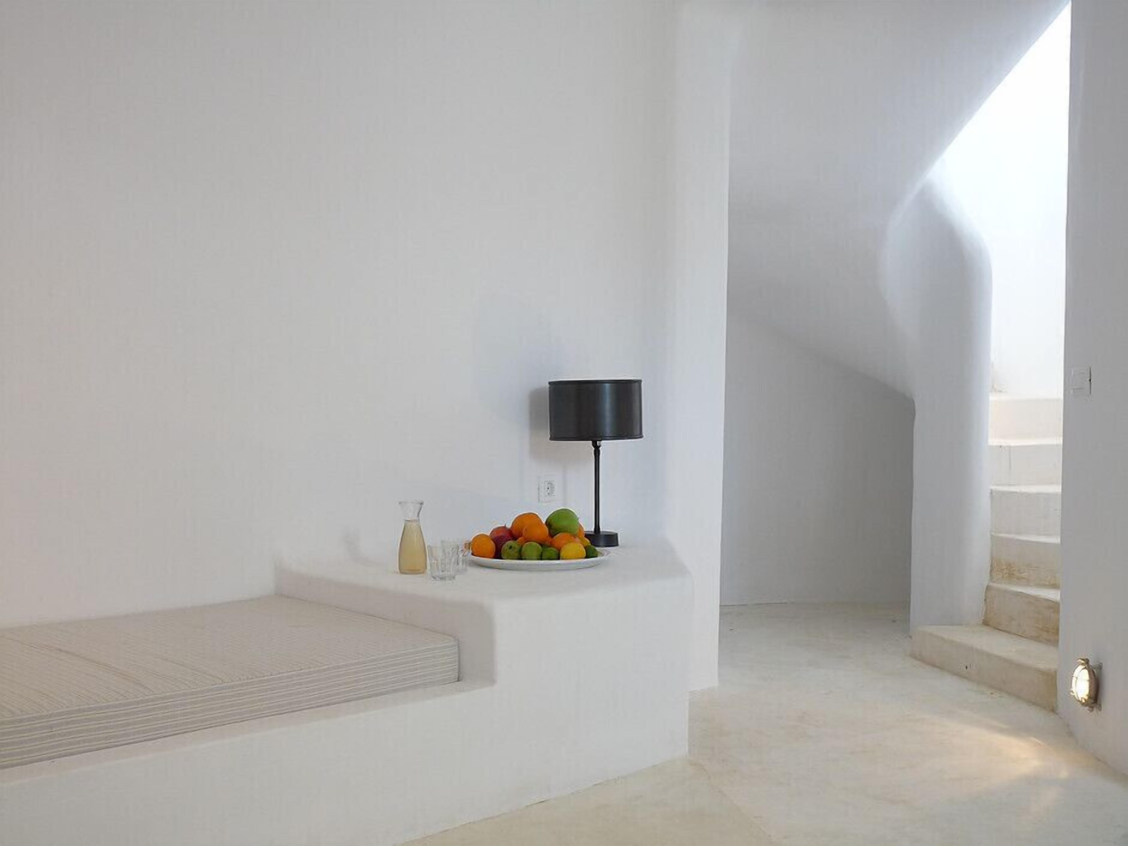 Villa, 2 Bedrooms (6 persons) | Living area | 32-inch flat-screen TV with premium channels, TV