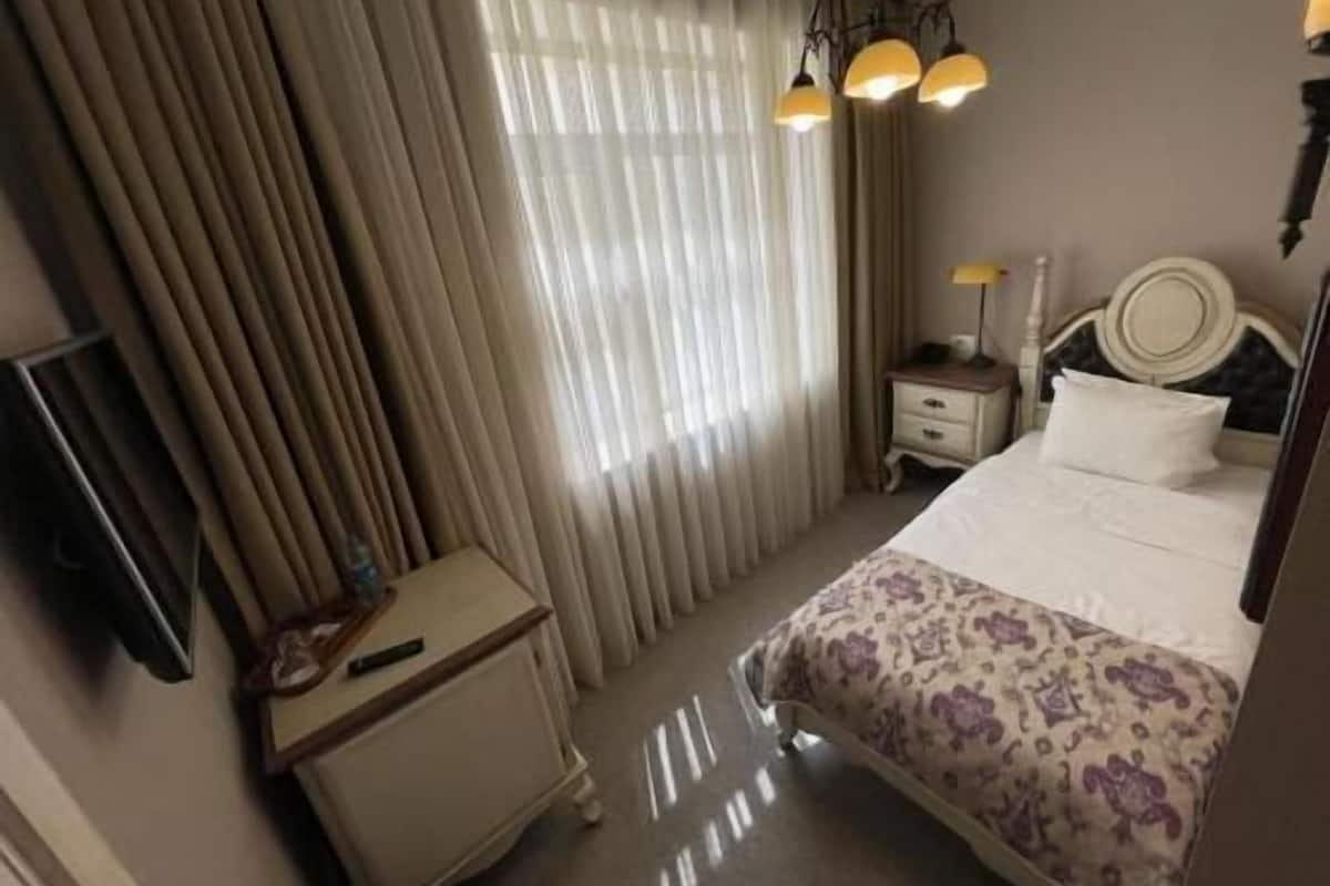 Minibar, coffres-forts dans les chambres, bureau, chambres insonorisées