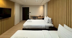 Standard Room, 2 Twin Beds | Desk, laptop workspace, blackout drapes, free WiFi