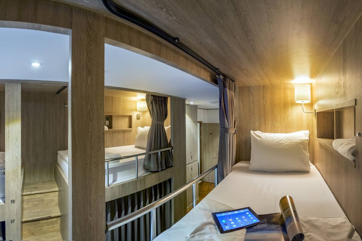 Mix Dorm | Ηχομόνωση, δωρεάν Wi-Fi, κλινοσκεπάσματα 