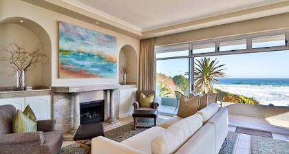 Hermanus Beachfront Lodge
