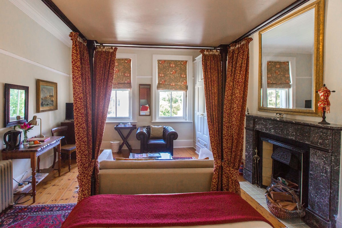 Habitación | Minibar y caja de seguridad en la habitación