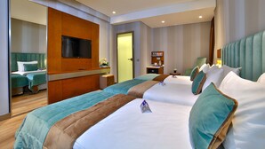 Standard Triple Room | Minibar, in-room safe, soundproofing, iron/ironing board (on request) - The Tango Hotel Istanbul (Istanbul)
