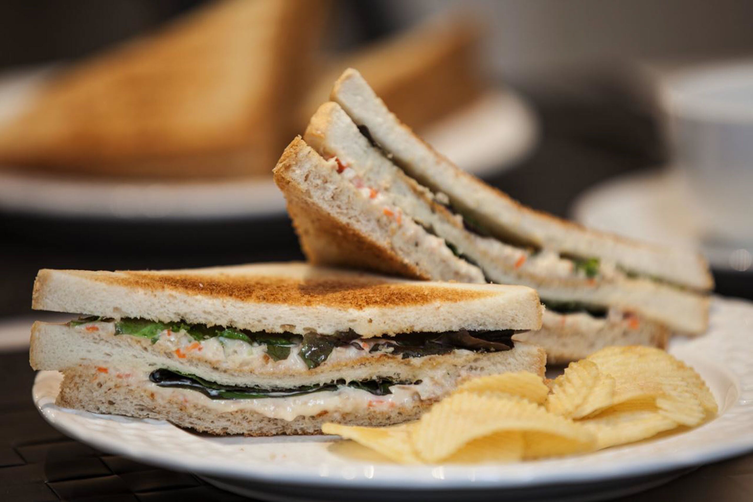 daily buffet breakfast (thb 350 per person)