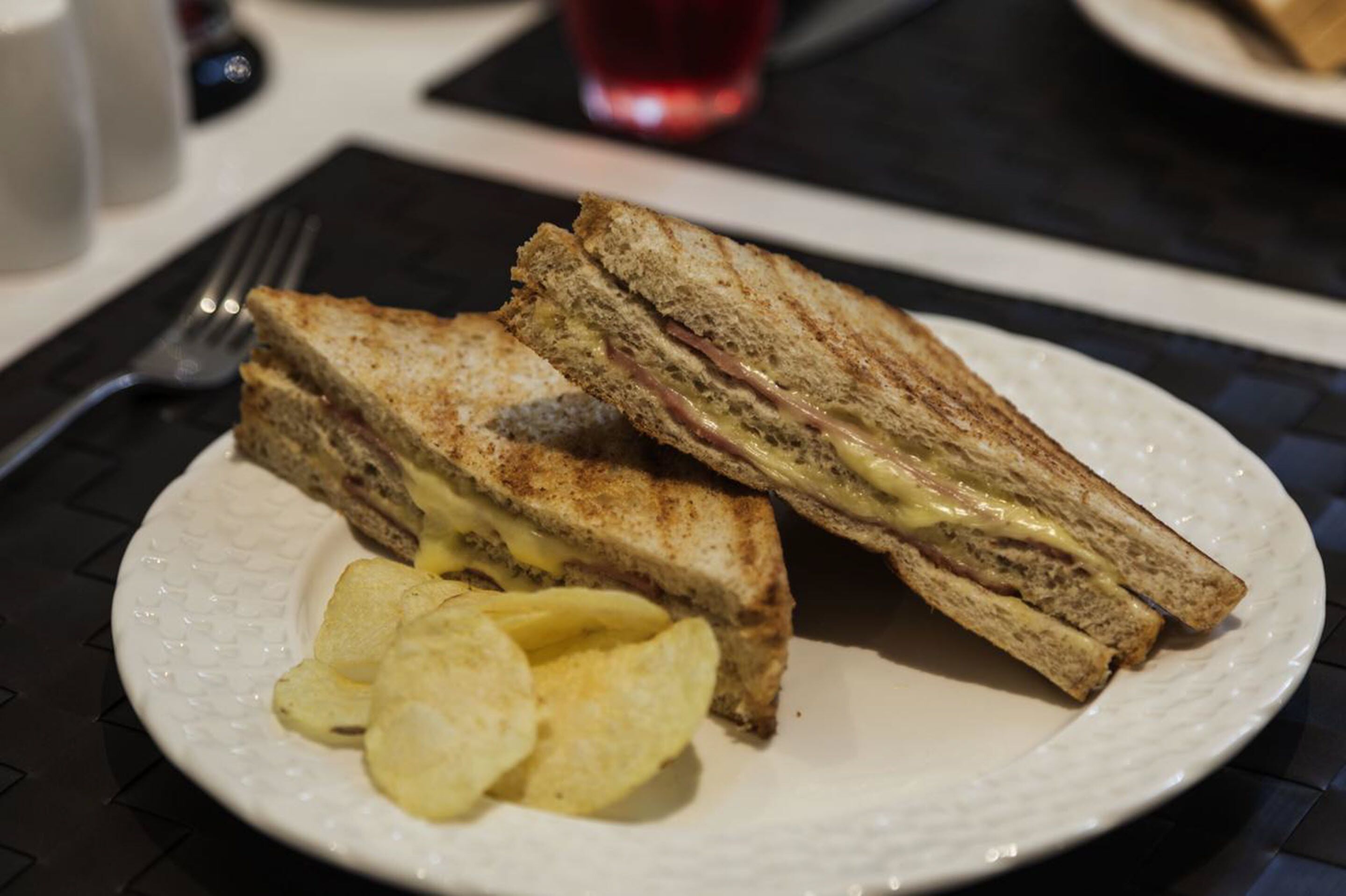 daily buffet breakfast (thb 350 per person)