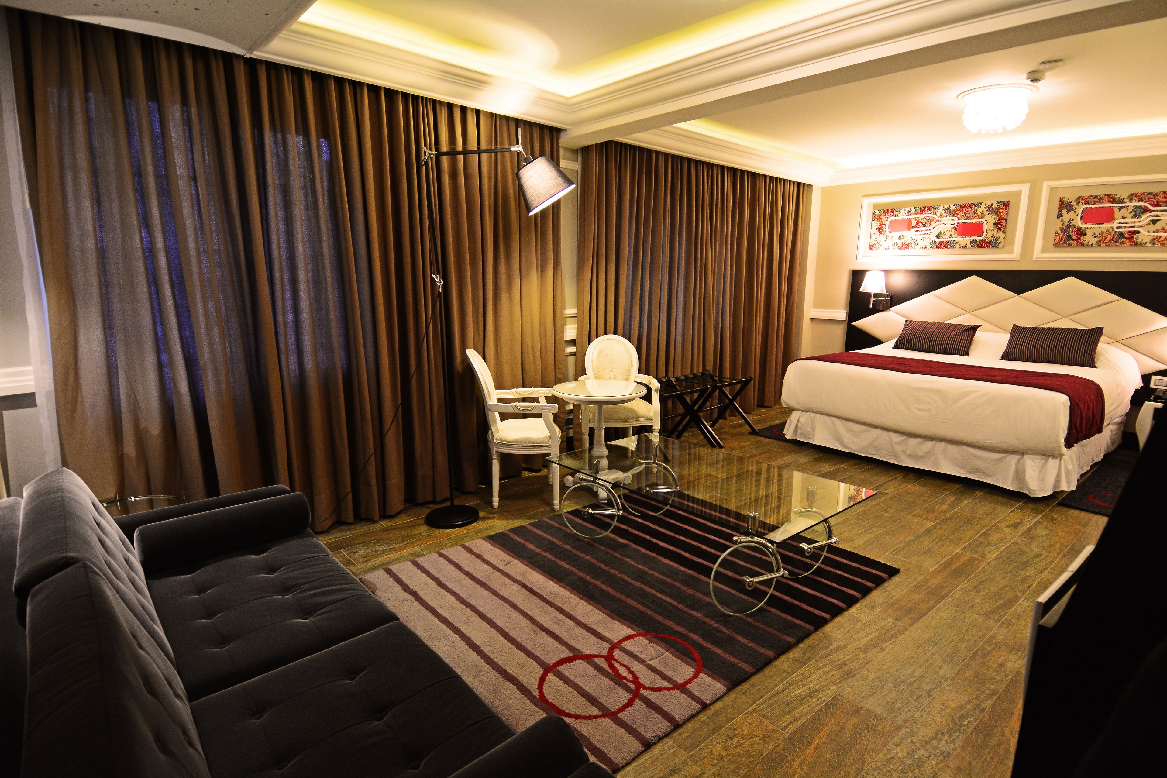 deluxe suite, 1 bedroom, city view | premium bedding, down duvets, minibar, in-room safe