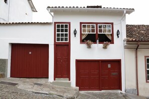 Front of property - VOA Pousada Mezanino (Ouro Preto)