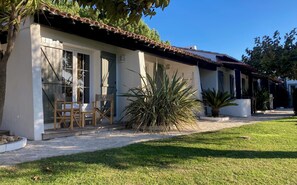 公寓, 露台 | 高級寢具、房內夾萬、嬰兒床 (收費)、免費 Wi-Fi