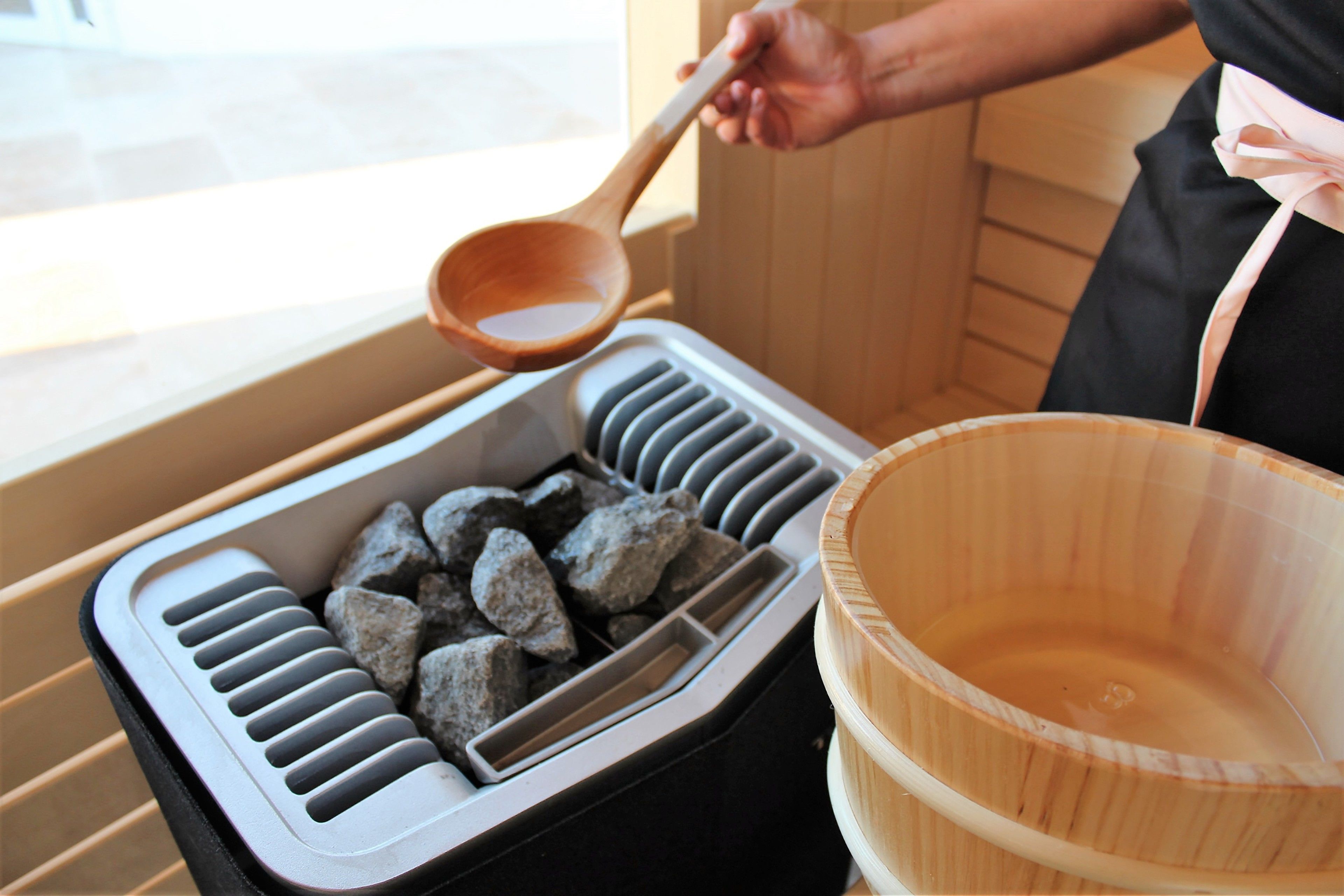 couples treatment room(s), body treatments, body scrubs, facials