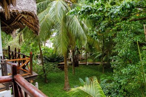 Garden - Langi Langi Beach Bungalows (Nungwi)