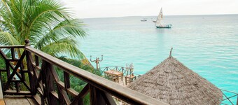 Langi Langi Beach Bungalows