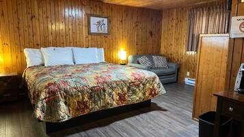 Standard Room, 1 King Bed