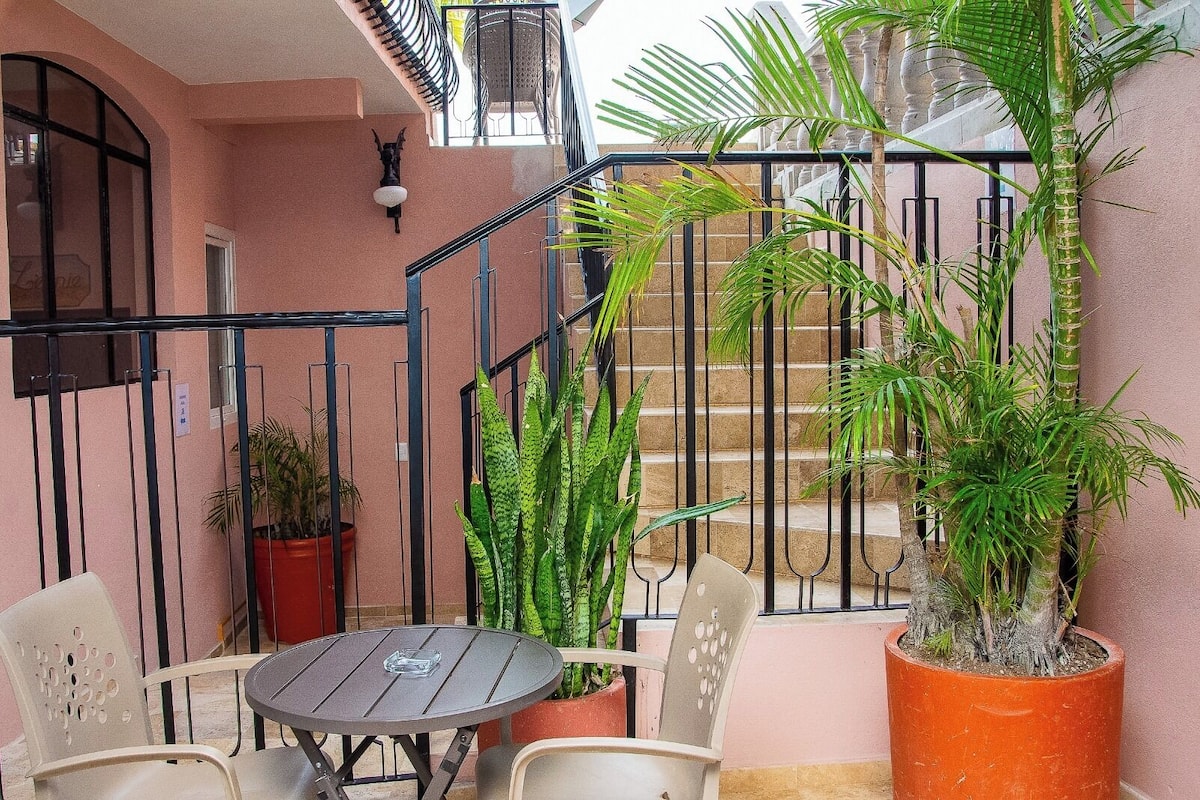 Chambre Standard, 1 grand lit | Literie de qualité supérieure, coffres-forts dans les chambres