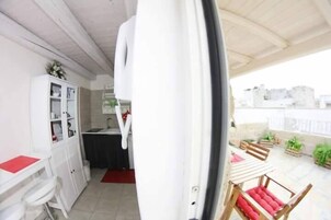 Suite, Terrace | Free minibar, in-room safe, individually decorated