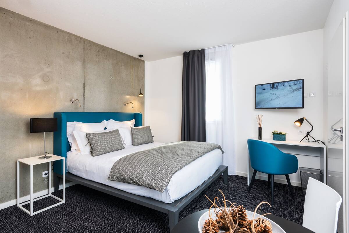 Studio supérieur double avec terrasse | Premium bedding, in-room safe, desk, soundproofing