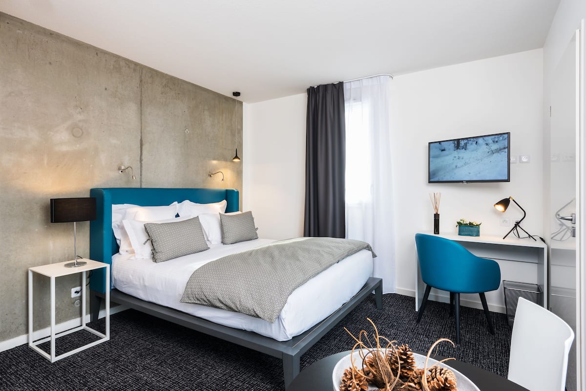 Suite superior, Terraza | Ropa de cama de alta calidad, escritorio, insonorización y wifi gratis
