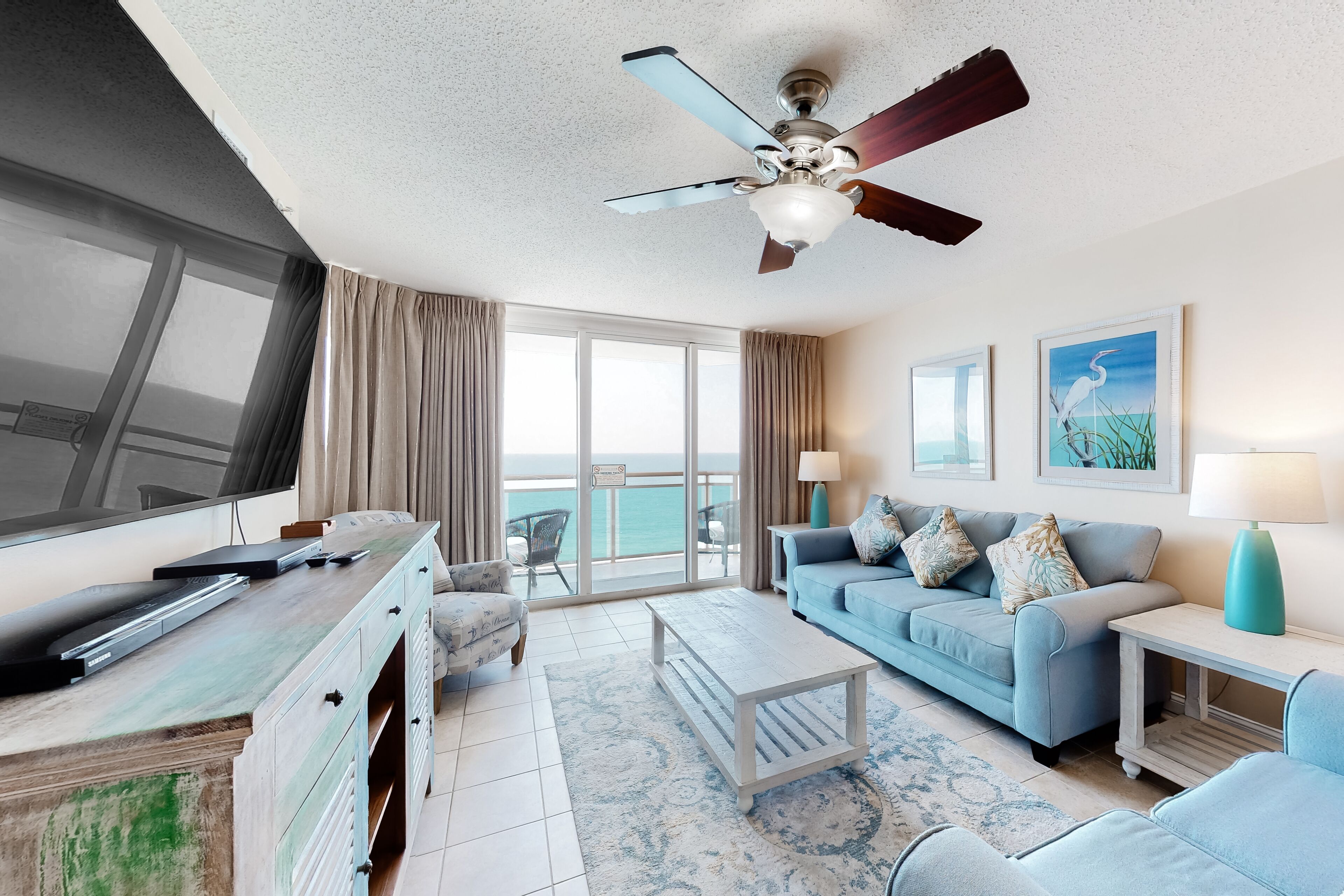Suite, 3 Bedrooms, Hot Tub, Beach View (Bahama Sands 1203) | Living area