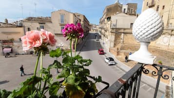 Vierbettzimmer, Stadtblick | Blick vom Balkon