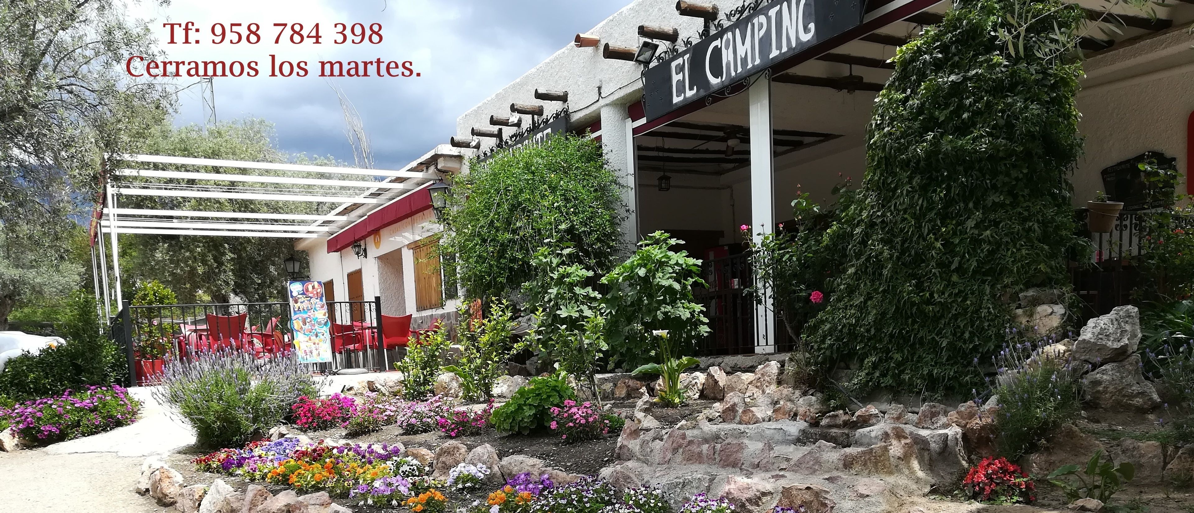 Frokost, lunsj og middag serveres