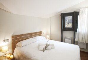 In-room safe, iron/ironing board, cribs/infant beds, free WiFi - Andorra4days Soldeu - El Tarter (Soldeu)