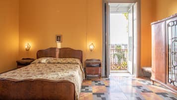 Exclusive-huvila | Ylelliset vuodevaatteet, untuvapeitot, tallelokero huoneessa