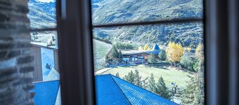 Todosierranevada Zona Baja Junto a los Telecabinas