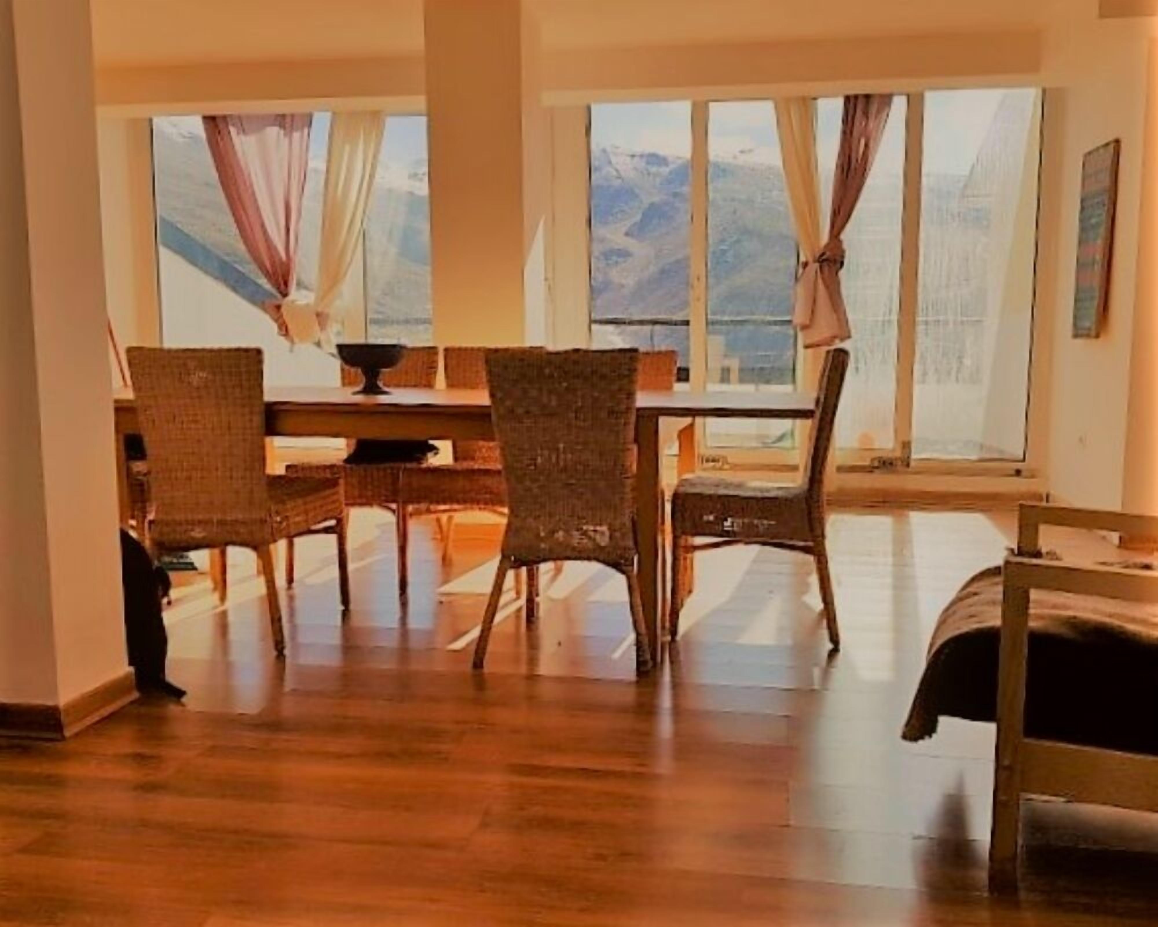 Panorama maisonnette, 4 slaapkamers, uitzicht op bergen (Zona Media - Edificio Mulhacén) | Luxe beddengoed, individueel gedecoreerd, individueel gemeubileerd