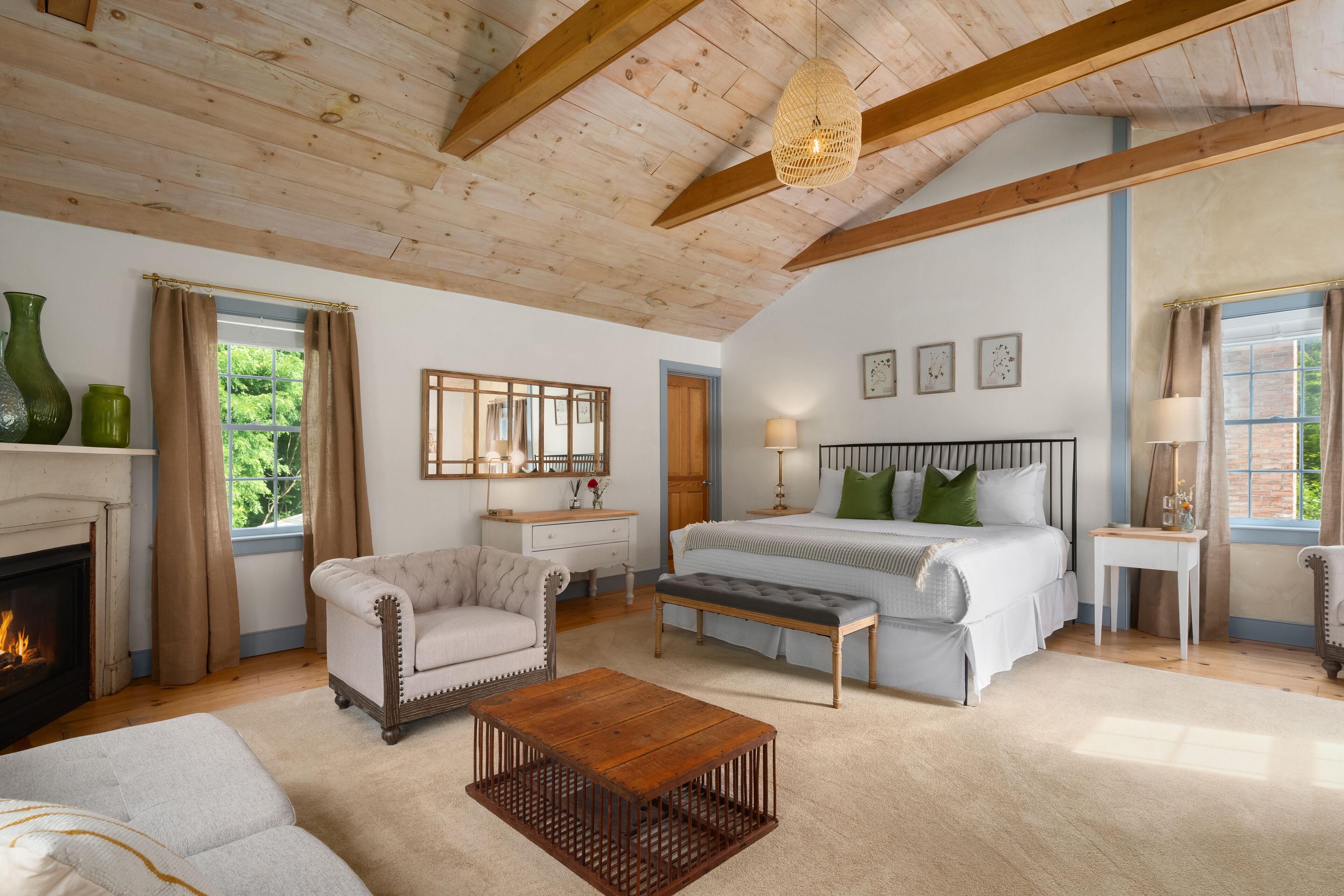 Loft Suite  | Premium bedding, individually decorated, individually furnished