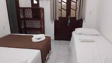 Triple Room | Soundproofing, rollaway beds, free WiFi, wheelchair access