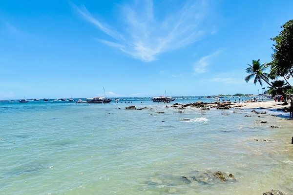Beach nearby, scuba diving, kayaking, motor boating