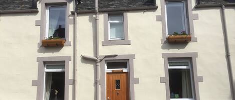 Fachada de la propiedad