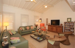 Interior - Pousada do Rosa (São Sebastião)