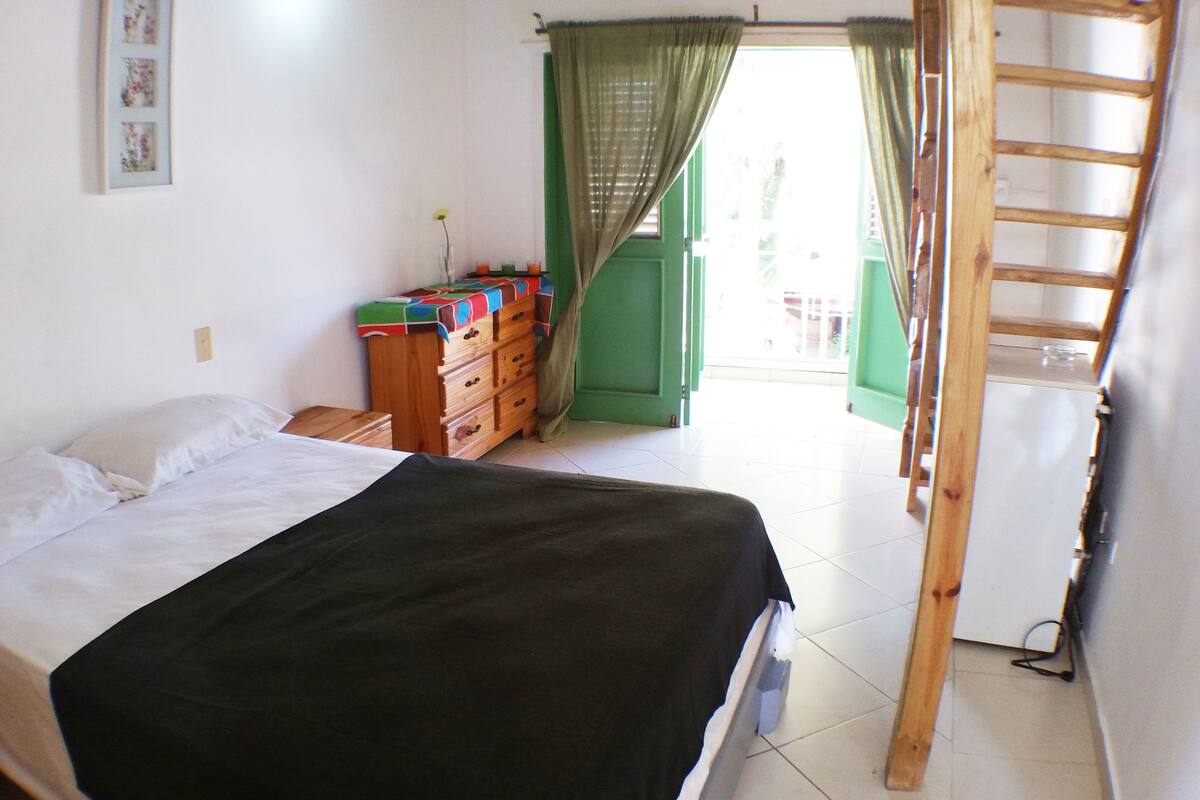 Iron/ironing board, free rollaway beds, free WiFi