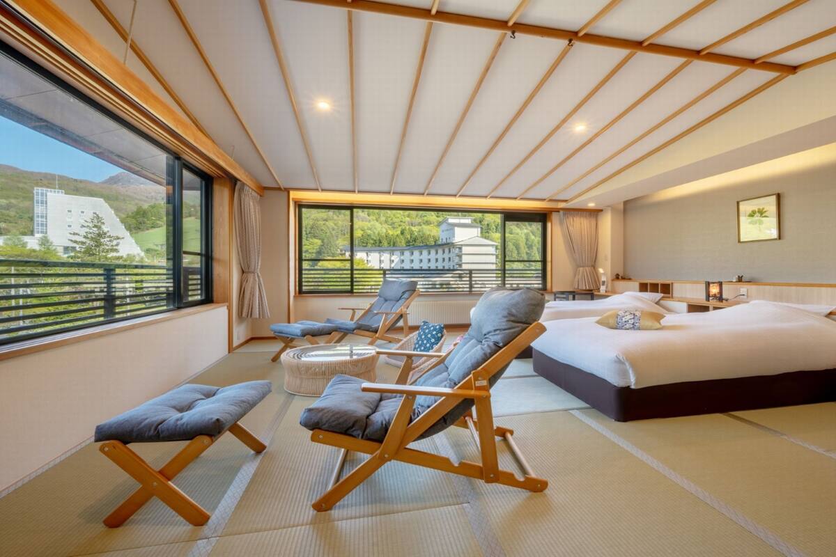 奢華客房, 非吸煙房, 山景 (Japanese Modern Twin, Corner Room 3F) | 房內夾萬、免費 Wi-Fi、床單