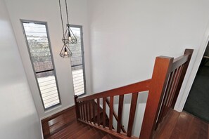 Interior entrance - 12th Tee Bed and Breakfast (Bargara)