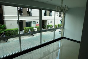 内装の詳細