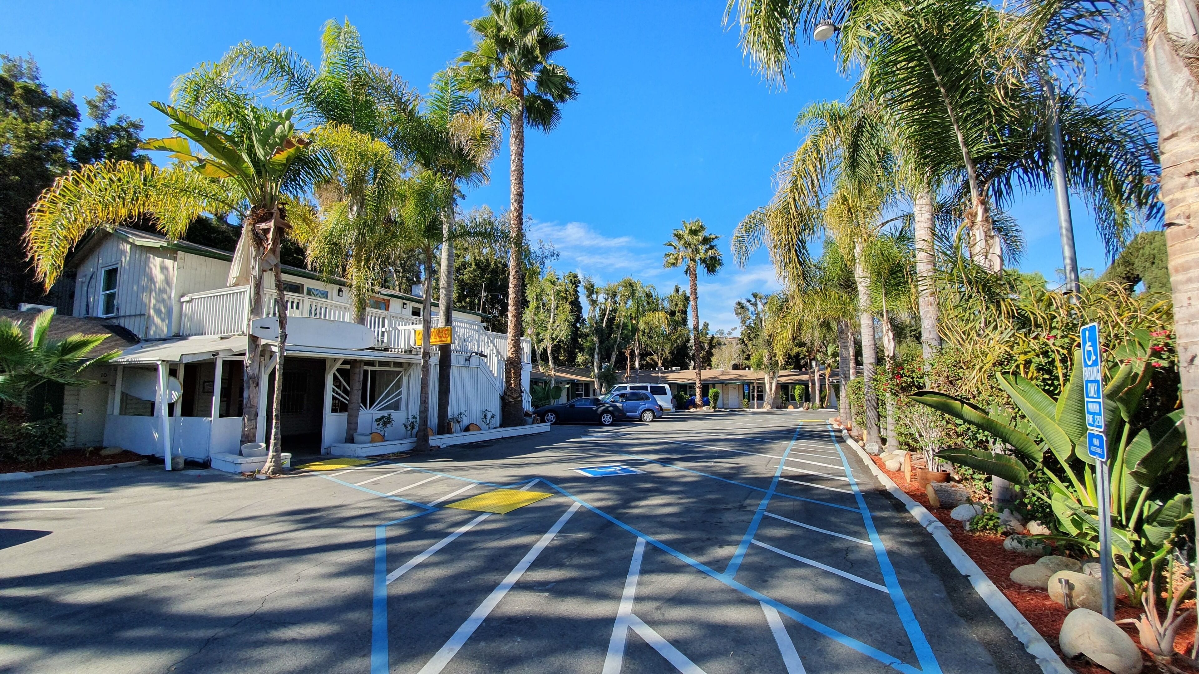 Parcheggio non assistito gratuito