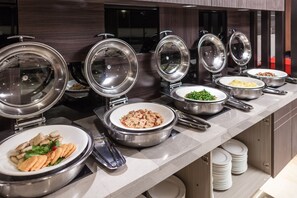Daily buffet breakfast (TWD 250 per person) - Maple Hotel (Tainan)