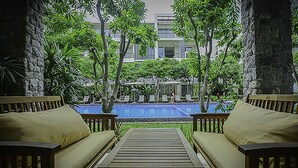1 Bedroom Apartment, Pool Access | Teras/patio