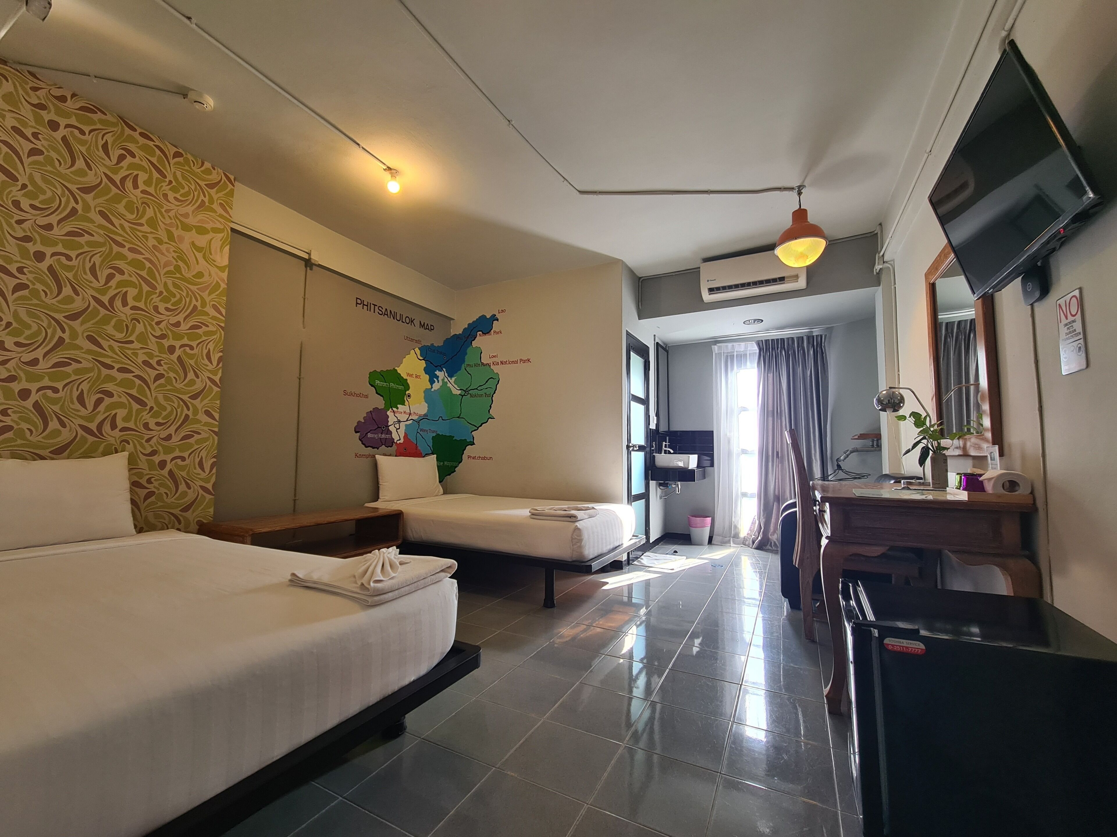 Standard / Budget Extra Twin Room | Individually furnished, desk, free WiFi, bed sheets