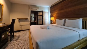 Superior Double Room with Private Bathroom