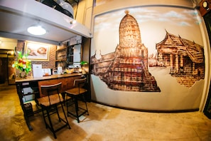 Lobby - The 8 Factory Hotel Phitsanulok (Phitsanulok)