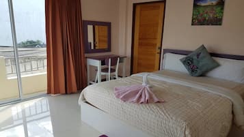 Standard Double Room | Desk, free WiFi