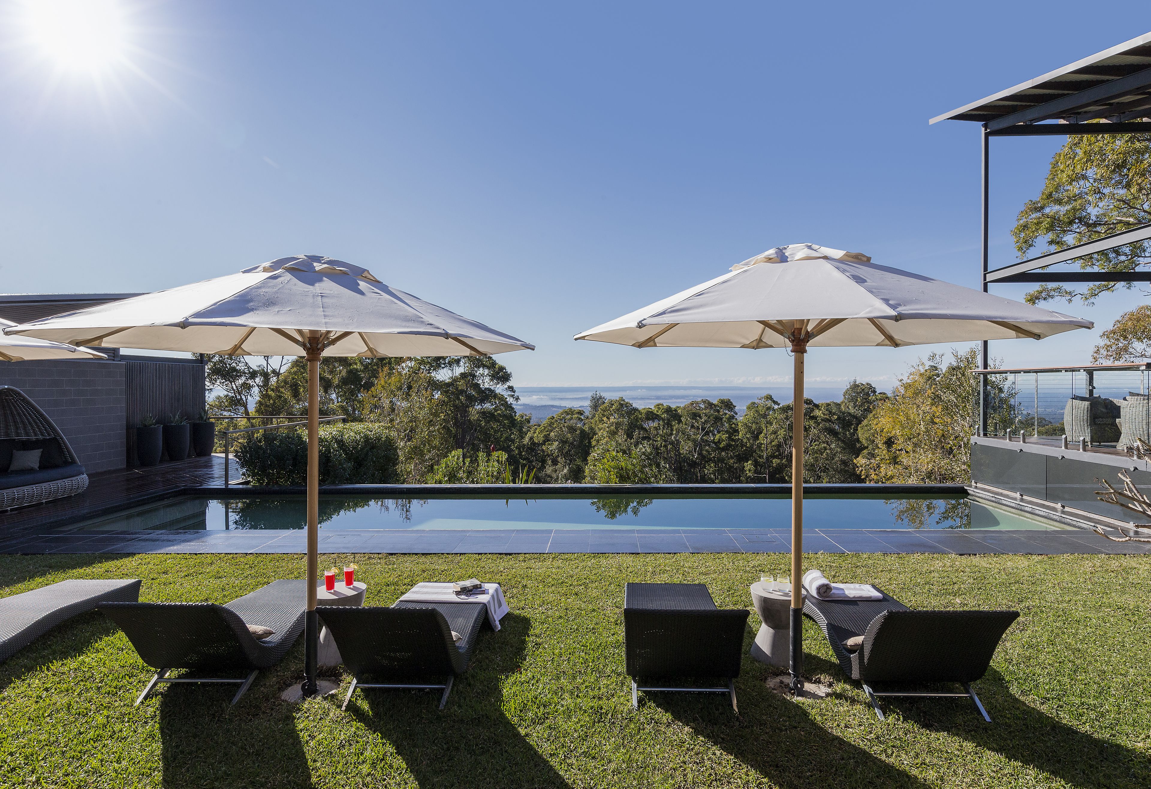 Outdoor pool, pool umbrellas, sun loungers