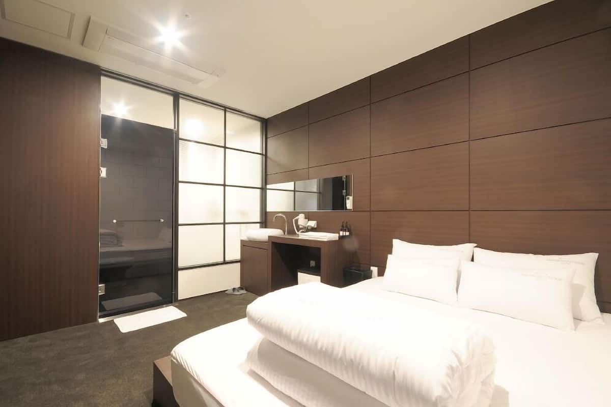 Tek Büyük Yataklı Oda (A) | Ücretsiz kablosuz İnternet