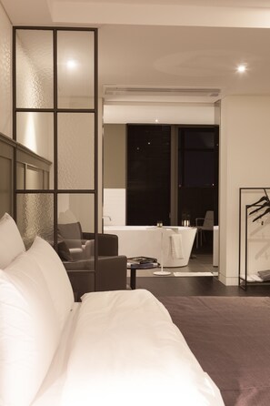 Coffres-forts dans les chambres, chambres insonorisées, Wi-Fi gratuit